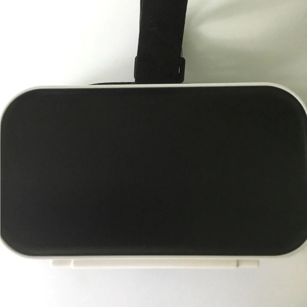 Sharper Image Virtual Reality Headset GUC